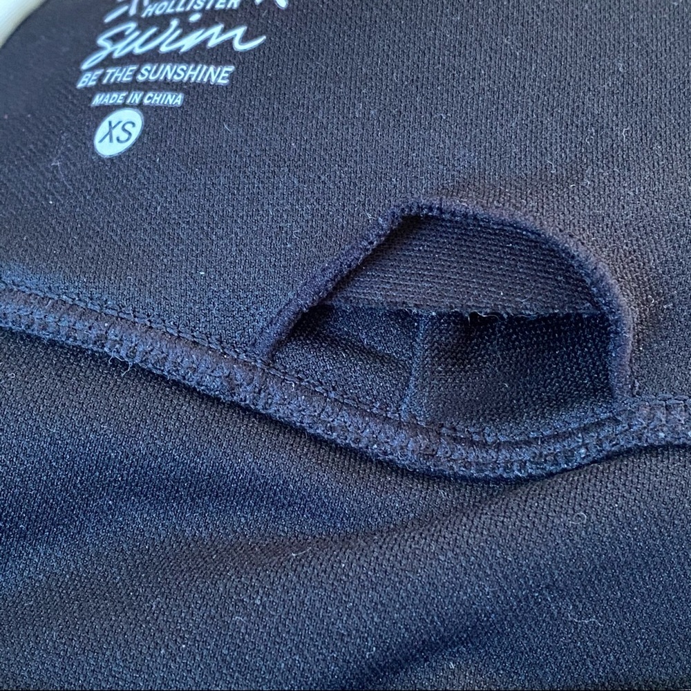 SOLD! 💚Hollister Black Long Line Bikini Top - Picture 8 of 9